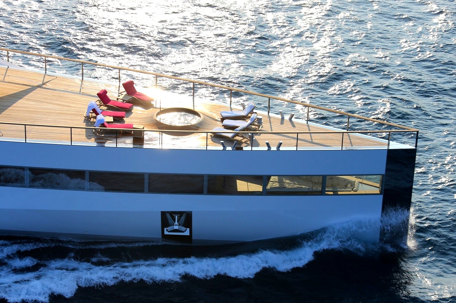 steve jobs yacht tour